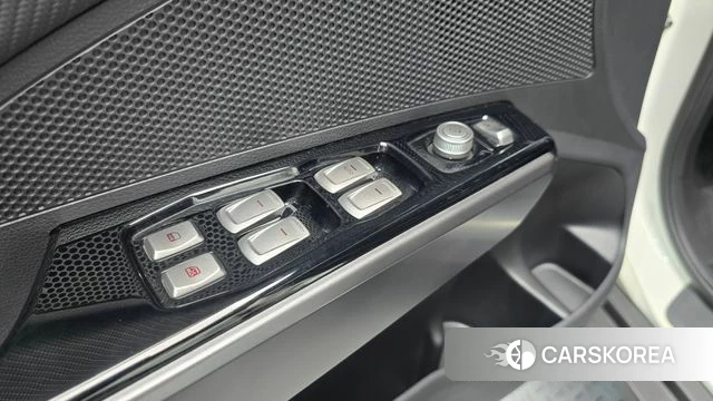 Ssangyong Tivoli Air 2018 Белый из Кореи, фото 4