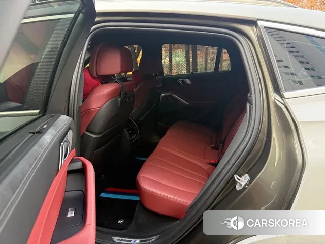 BMW X6 (G06) 2021 Жемчужный цвет из Кореи, фото 4