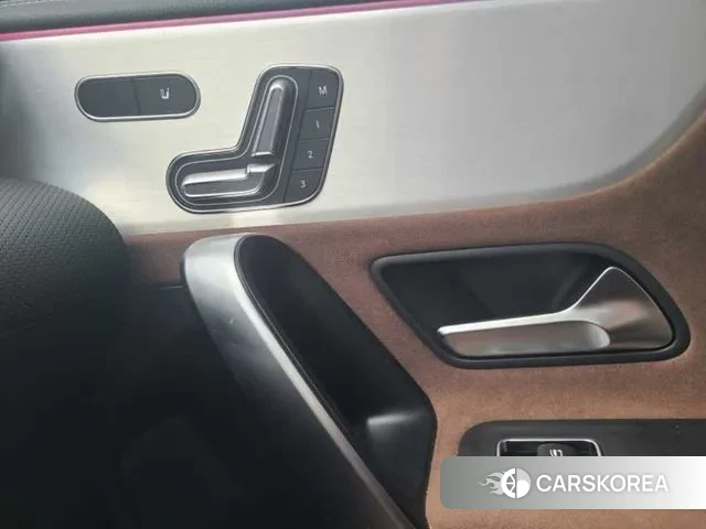 Mercedes-Benz CLA-Class C118 2024 Белый из Кореи, фото 4