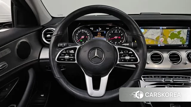 Mercedes-Benz E-Class W213 2019 Белый из Кореи, фото 4