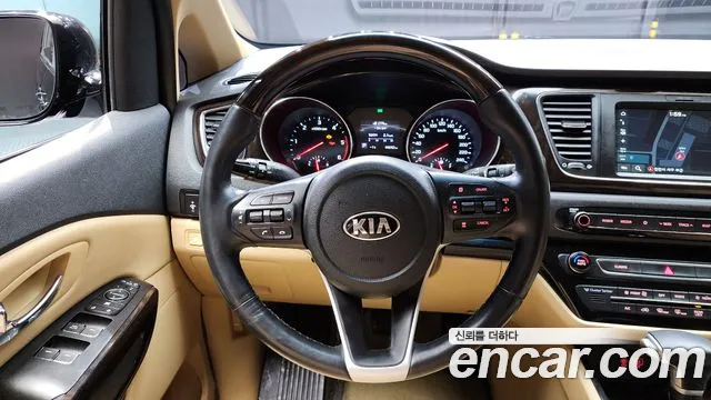 Kia The New Carnival id 2401334 из Кореи 4