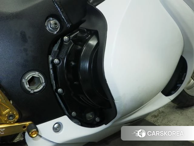 Проданный Suzuki GSX1300R HAYABUSA id 3947225 из Японии, фото 4