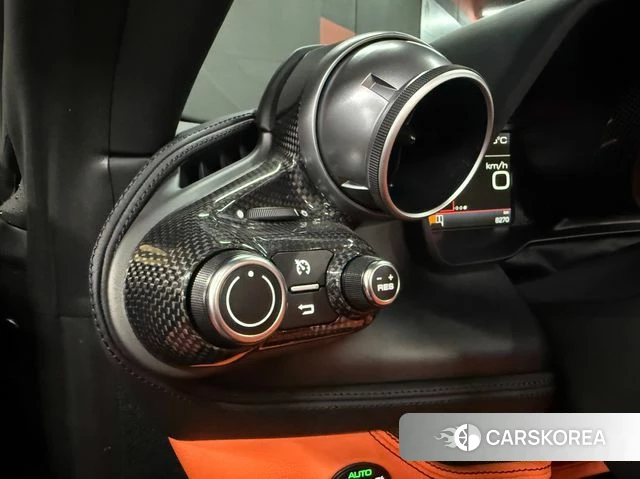 Ferrari F8 Spider 2021 Серый из Кореи, фото 4