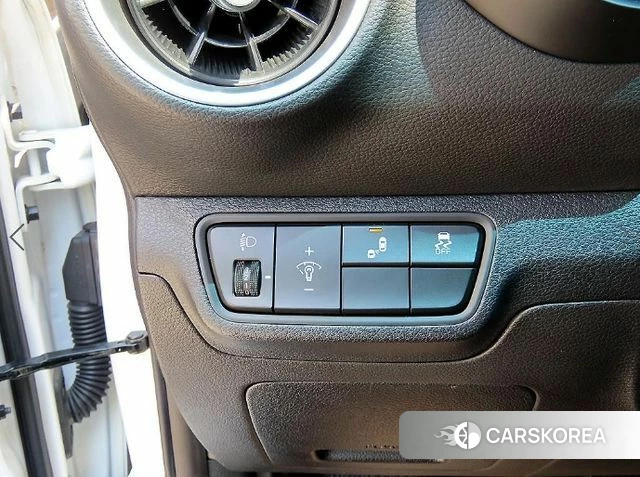 Kia The New K3 2nd generation 2021 Белый из Кореи, фото 4