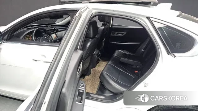 Jaguar XF (X260) 2018 Белый из Кореи, фото 4