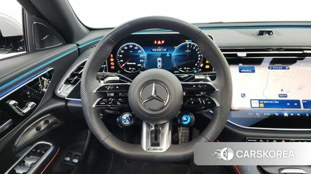 Mercedes-Benz E-Class W214 2025 Серебристо-серый из Кореи, фото 4