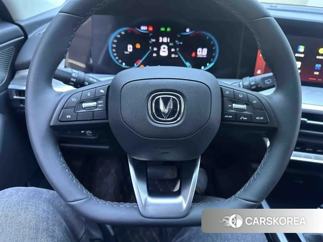 Chang'an CS35 PLUS 2022 Белый из Китая, фото 4