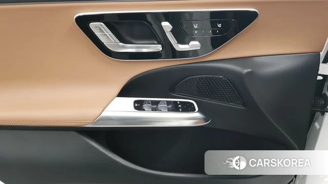 Mercedes-Benz E-Class W214 2025 Белый из Кореи, фото 4