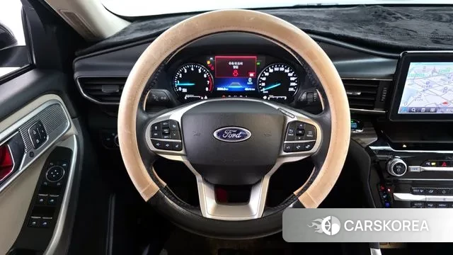 Ford Explorer 6th Generation 2021 Черный из Кореи, фото 4