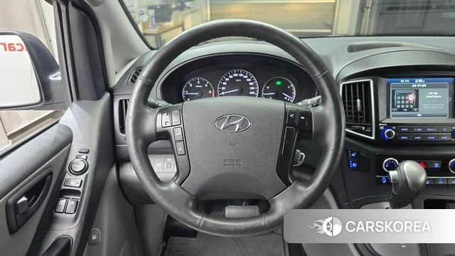 Hyundai The New Grand Starex 2019 Серебристо-серый из Кореи, фото 4
