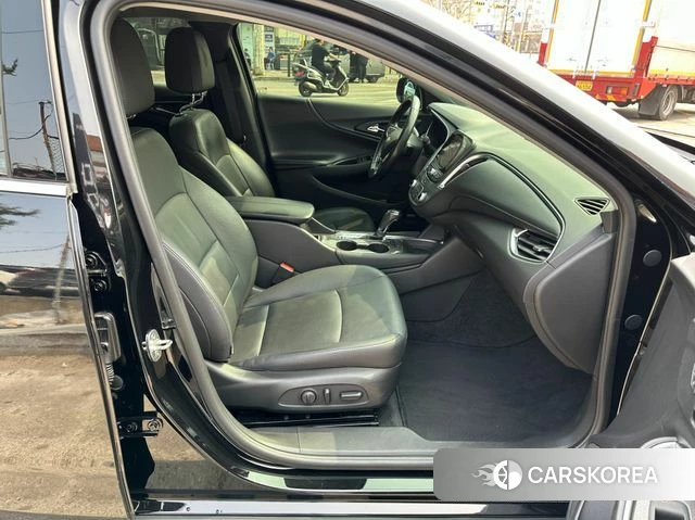 Chevrolet (GM Daewoo) All New Malibu 2018 Черный из Кореи, фото 4