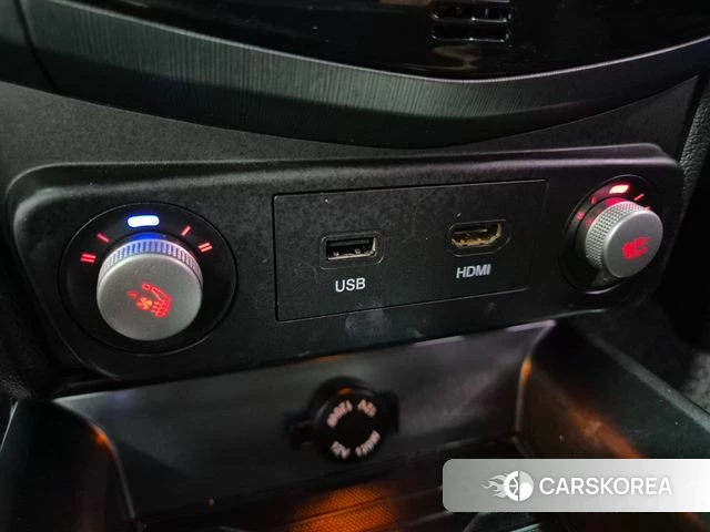 Ssangyong Tivoli Armor 2018 Жемчужный цвет из Кореи, фото 4