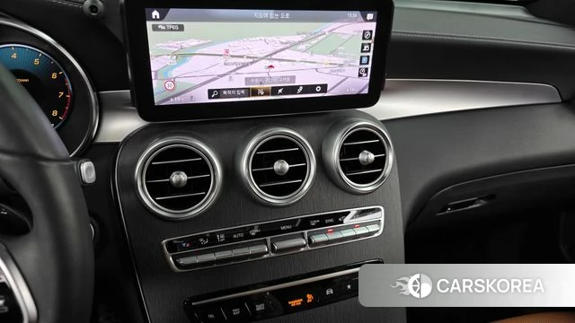 Mercedes-Benz GLC-Class X253 2021 Черный из Кореи, фото 4