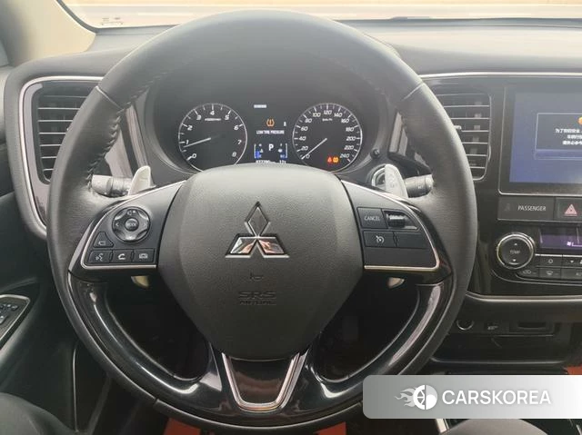 Mitsubishi  Outlander 2020 Черный из Китая, фото 4