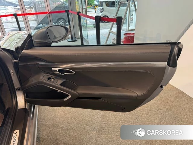 Porsche 718 Cayman 2019 Серебряный из Кореи, фото 4