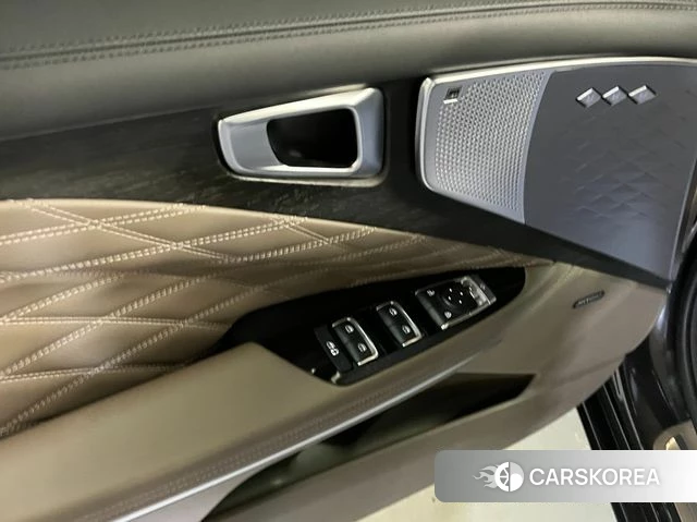 Kia K8 2022 Серебристо-серый из Кореи, фото 4