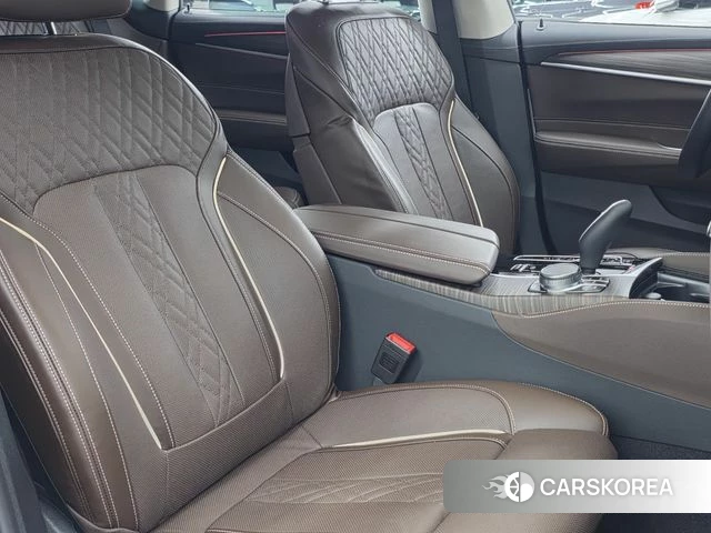 BMW 6 Series GT (G32) 2024 Белый из Кореи, фото 4