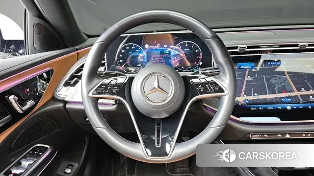 Mercedes-Benz E-Class W214 2024 Белый из Кореи, фото 4