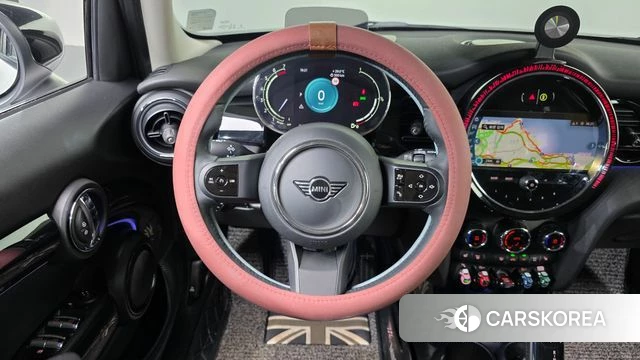 Mini Cooper 2024 Белый из Кореи, фото 4