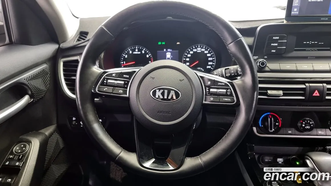 Kia Seltos 2020 Серый из Кореи, фото 4