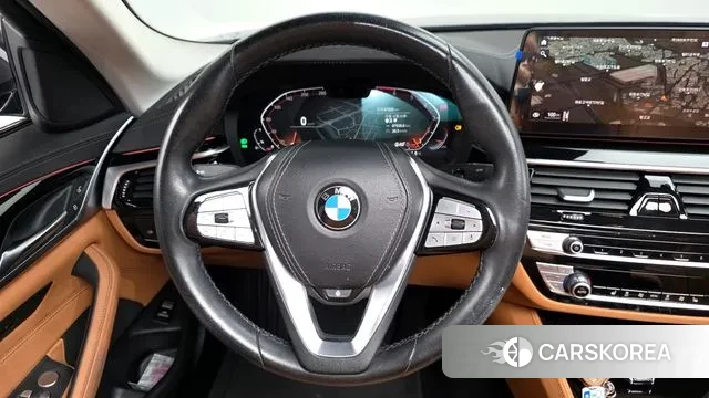 BMW 5 Series (G30) 2022 Черный из Кореи, фото 4