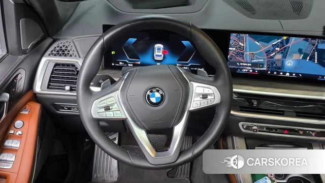 BMW X7 (G07) 2023 Белый из Кореи, фото 4