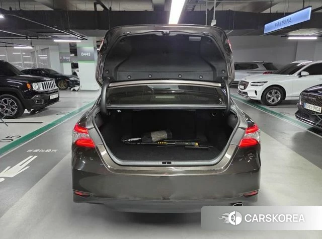 Toyota Camry (XV70) 2018 Коричневый из Кореи, фото 4