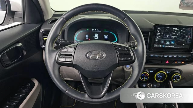 Hyundai Venue 2023 Белый из Кореи, фото 4