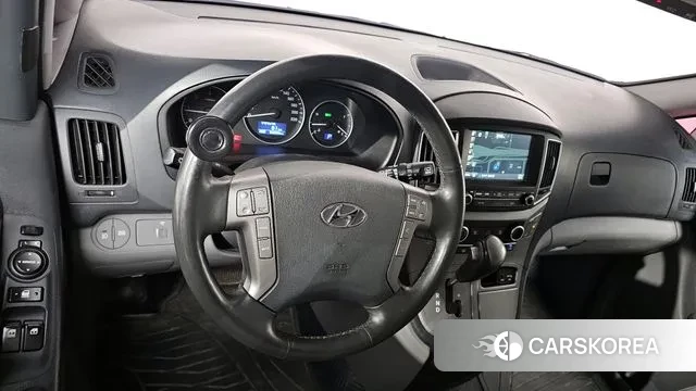 Hyundai Grand Starex 2018 Белый из Кореи, фото 4