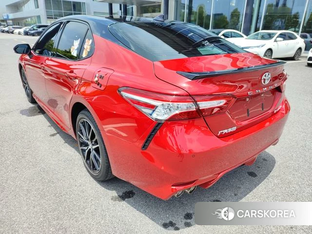 Toyota Camry 2022 Красный из Китая, фото 4