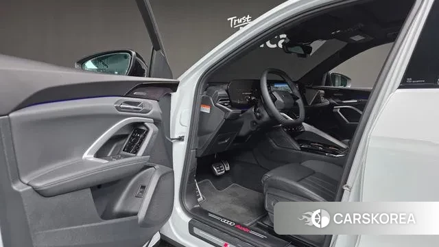 Audi Q5 (80A) 2025 Белый из Кореи, фото 4