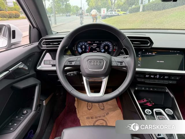 Audi A3 2025 Белый из Китая, фото 4