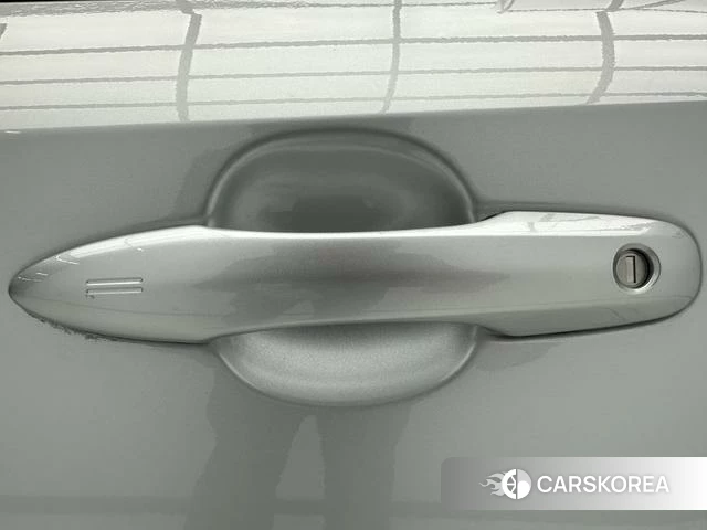 Toyota Lei Ling 2022 Серебристо-серый из Китая, фото 4