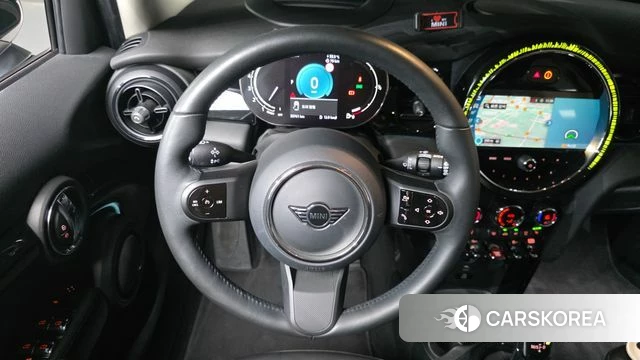Mini Cooper 2023 Белый из Кореи, фото 4