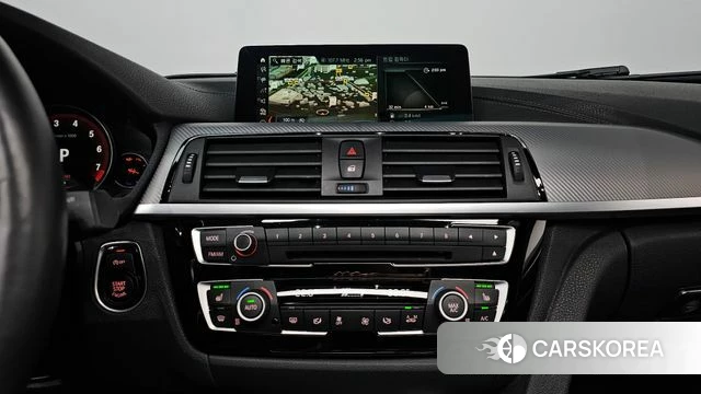 BMW 3 Series (F30) 2018 Белый из Кореи, фото 4