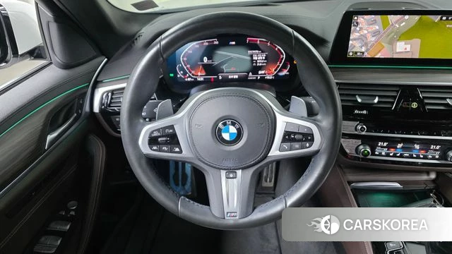 BMW 5 Series (G30) 2020 Белый из Кореи, фото 4