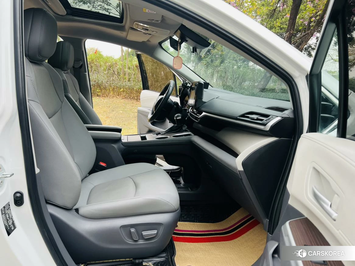 Toyota Saina 2023 Белый из Китая, фото 4