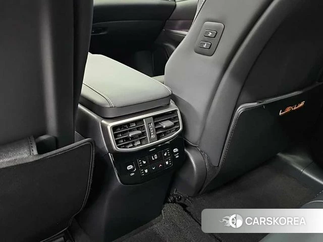 Lexus RX350h 5th generation 2024 Черный из Кореи, фото 4