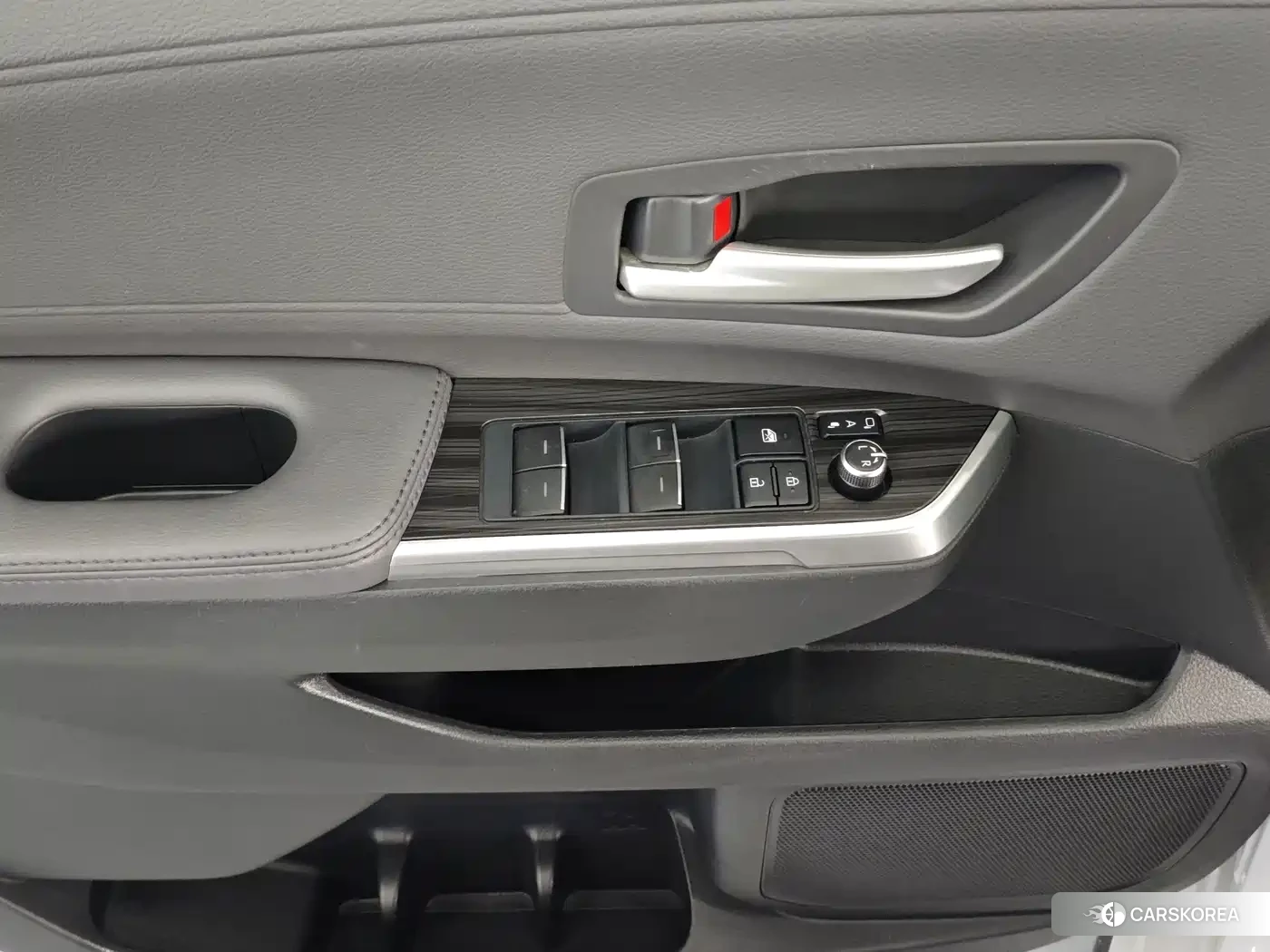 Toyota Sienna 2024 Белый из Китая, фото 4