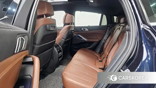 BMW X6 (G06) 2023 Черный из Кореи, фото 4