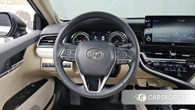 Toyota Camry (XV70) 2023 Серый из Кореи, фото 4