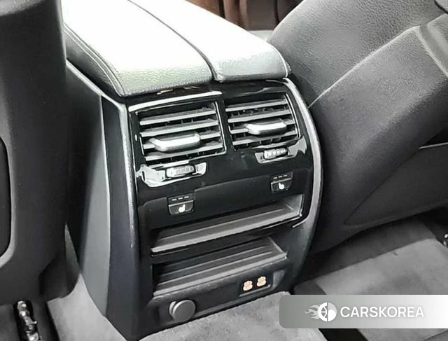 BMW 5 Series (G30) 2022 Белый из Кореи, фото 4