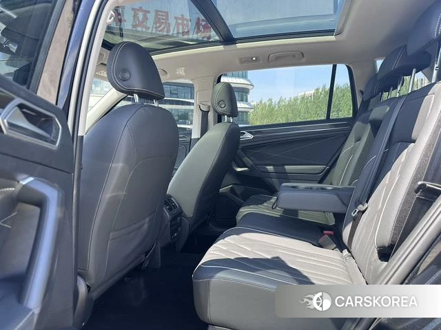 Volkswagen Tiguan L 2022 Черный из Китая, фото 4