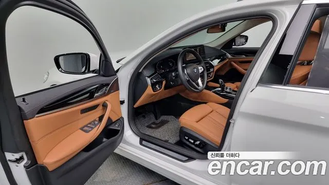 BMW 5 Series (G30) id 2653892 из Кореи 4