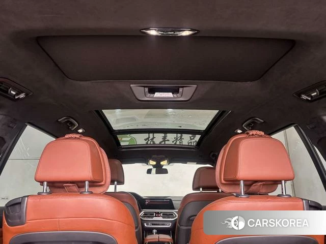 BMW X7 2022 Темно-серый из Китая, фото 4