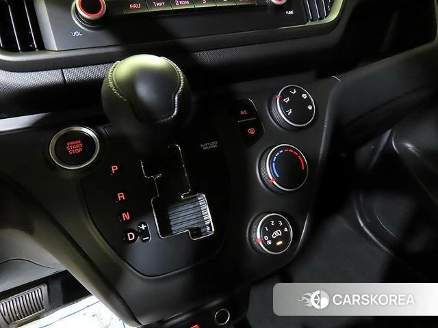 Kia The New Kia Ray 2023 Черный из Кореи, фото 4