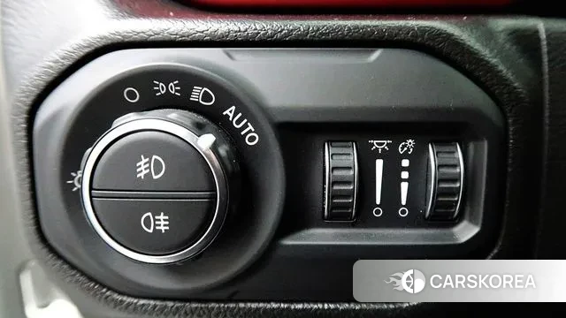 Jeep Wrangler (JL) 2022 Белый из Кореи, фото 4