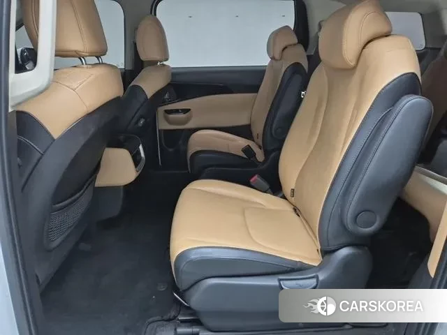 Kia Carnival 4th generation 2022 Белый из Кореи, фото 4