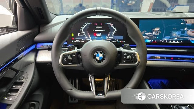 BMW 5 Series (G60) 2024 Белый из Кореи, фото 4