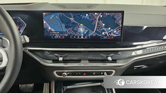BMW X5 (G05) 2025 Черный из Кореи, фото 4